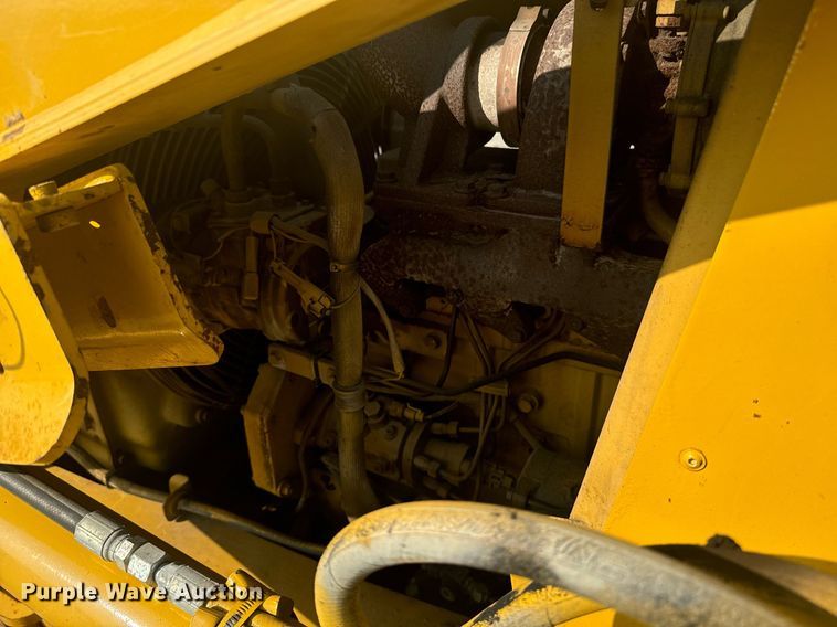 image for item EE7600 2005 John Deere 310G backhoe