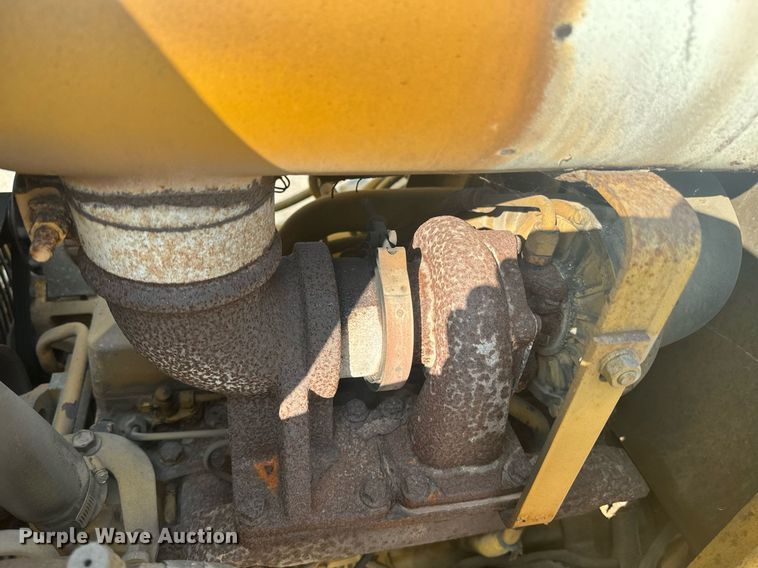 image for item EE7600 2005 John Deere 310G backhoe