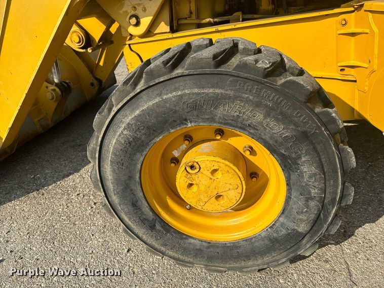 image for item EE7600 2005 John Deere 310G backhoe