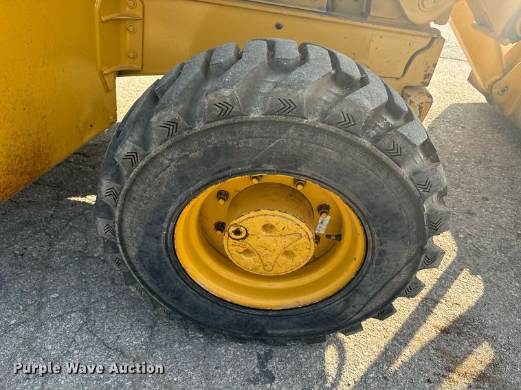 image for item EE7600 2005 John Deere 310G backhoe