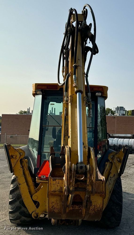 image for item EE7601 2005 John Deere 310G backhoe