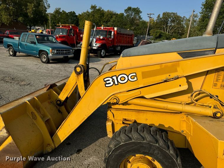 image for item EE7601 2005 John Deere 310G backhoe