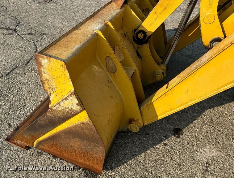 image for item EE7601 2005 John Deere 310G backhoe