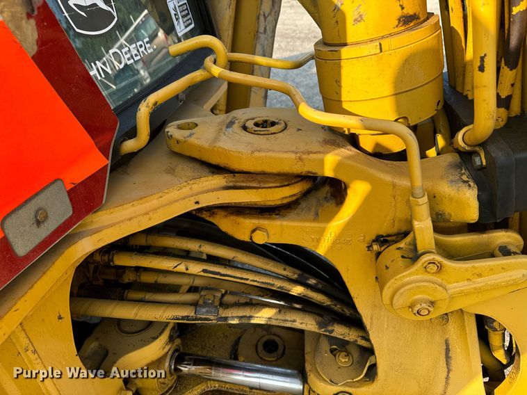 image for item EE7601 2005 John Deere 310G backhoe
