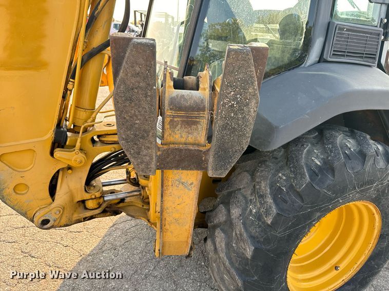 image for item EE7601 2005 John Deere 310G backhoe