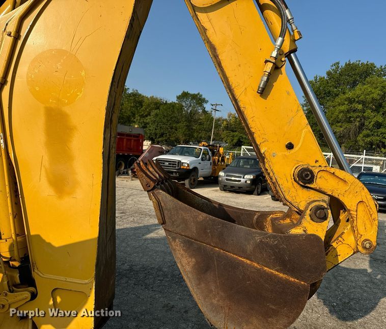 image for item EE7601 2005 John Deere 310G backhoe
