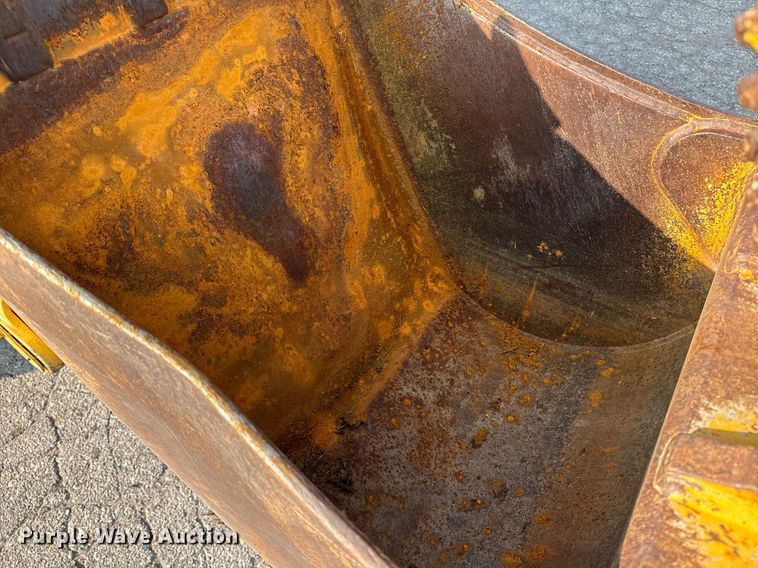 image for item EE7601 2005 John Deere 310G backhoe