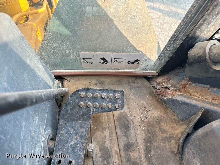 image for item EE7601 2005 John Deere 310G backhoe