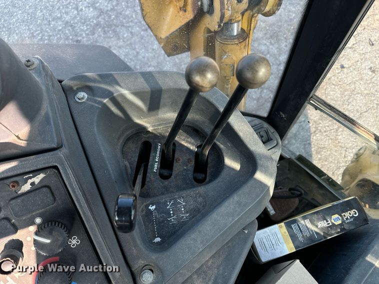 image for item EE7601 2005 John Deere 310G backhoe