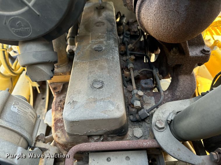 image for item EE7601 2005 John Deere 310G backhoe