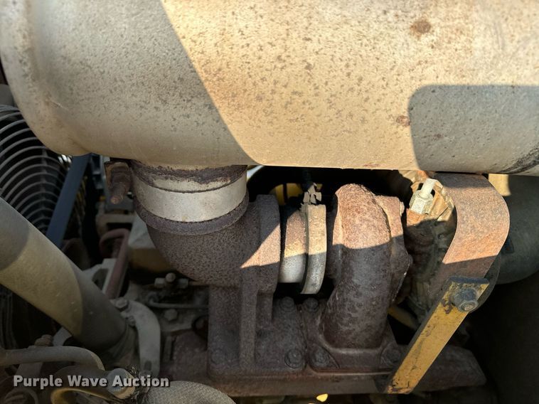 image for item EE7601 2005 John Deere 310G backhoe