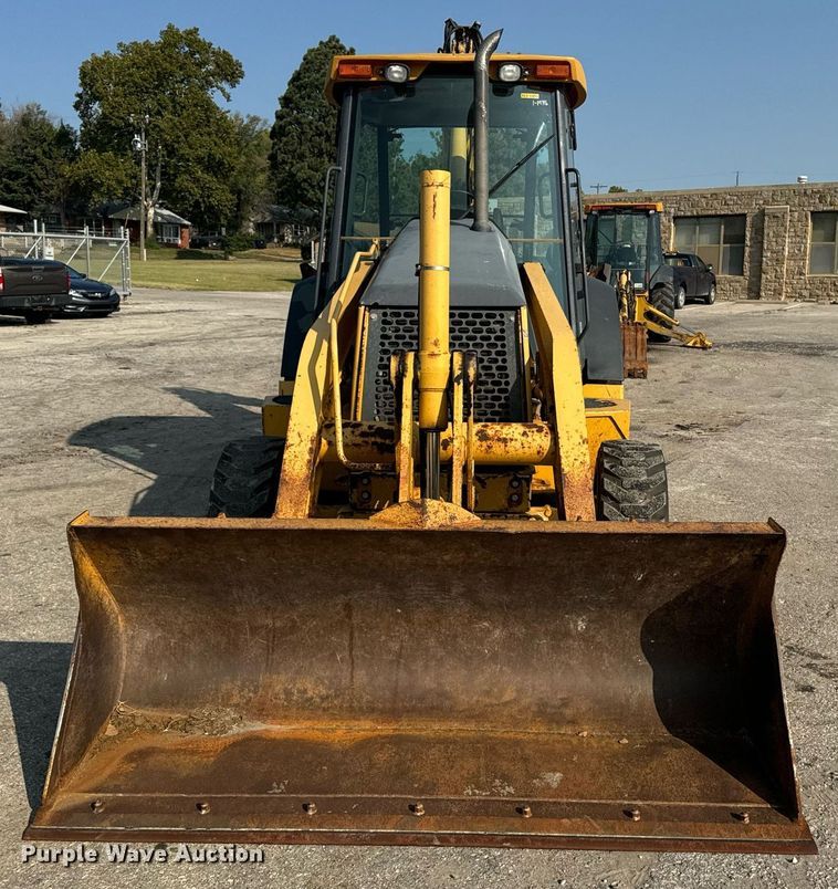 image for item EE7602 2005 John Deere 310G backhoe