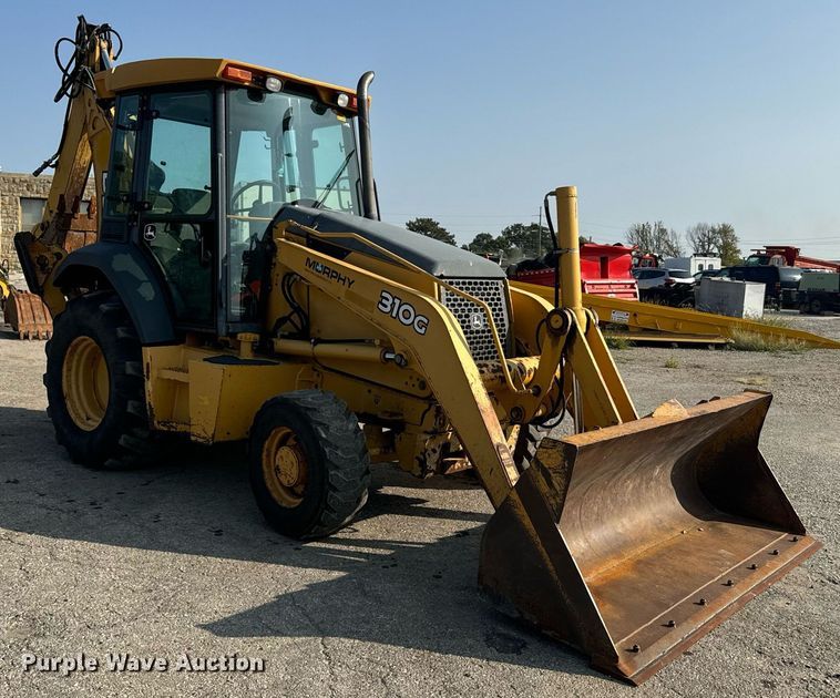 image for item EE7602 2005 John Deere 310G backhoe