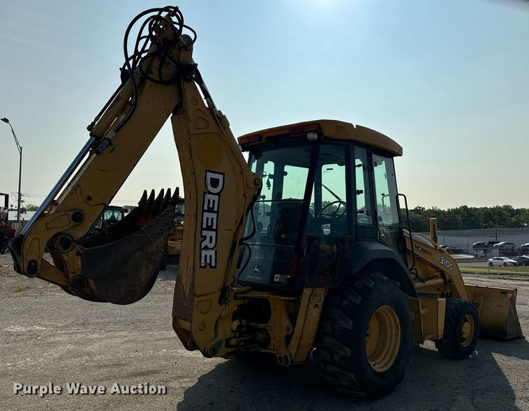 image for item EE7602 2005 John Deere 310G backhoe