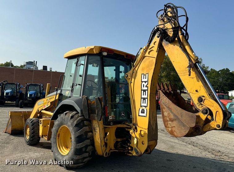 image for item EE7602 2005 John Deere 310G backhoe