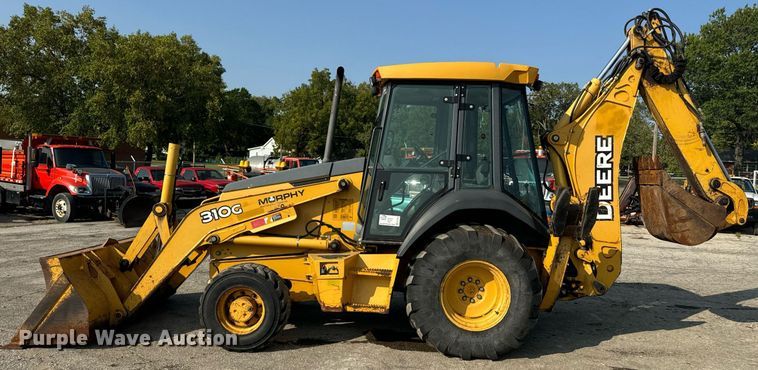 image for item EE7602 2005 John Deere 310G backhoe