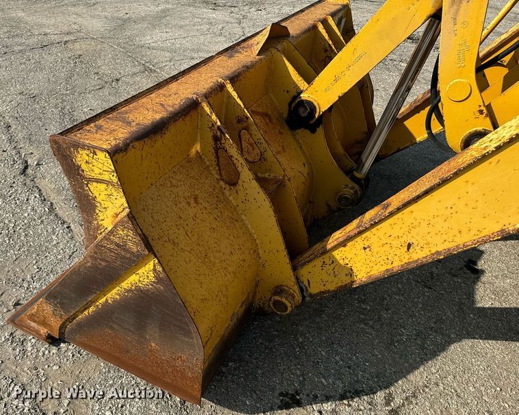 image for item EE7602 2005 John Deere 310G backhoe