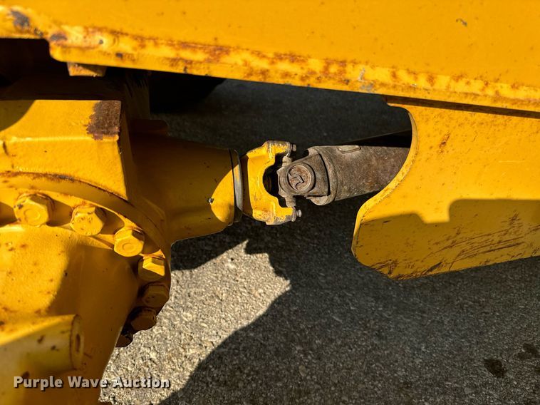 image for item EE7602 2005 John Deere 310G backhoe