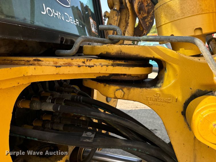 image for item EE7602 2005 John Deere 310G backhoe