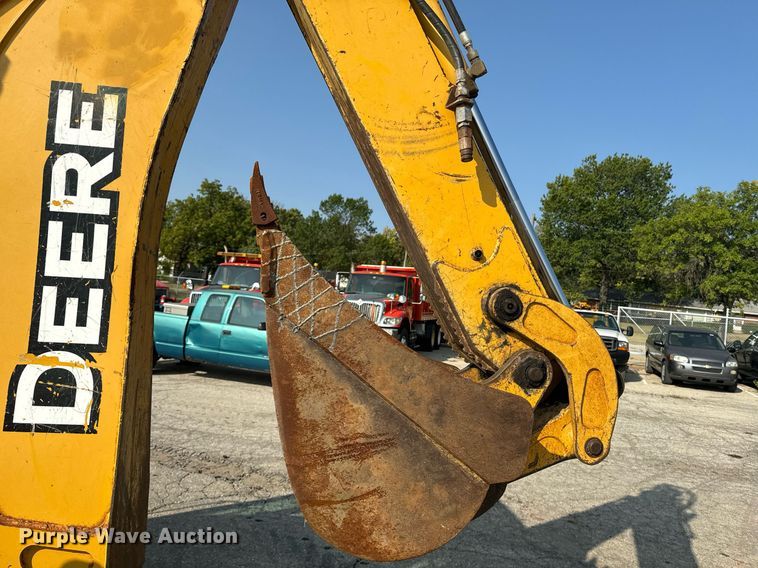 image for item EE7602 2005 John Deere 310G backhoe