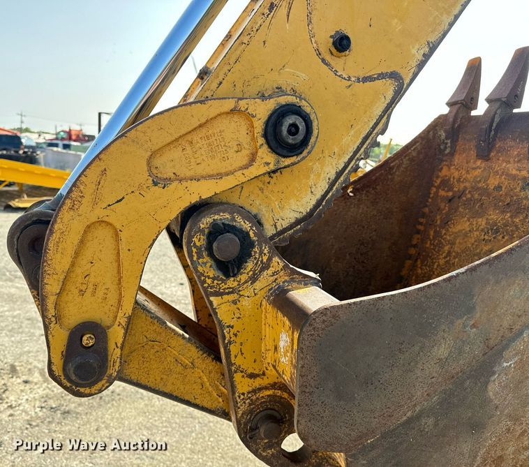 image for item EE7602 2005 John Deere 310G backhoe