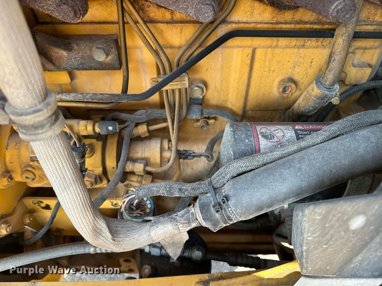 image for item EE7602 2005 John Deere 310G backhoe