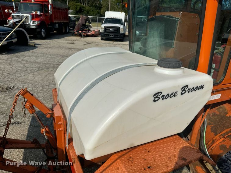 image for item EE7603 2012 Broce RTC 350 broom