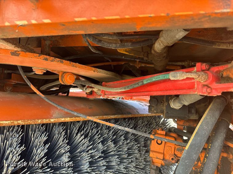 image for item EE7603 2012 Broce RTC 350 broom