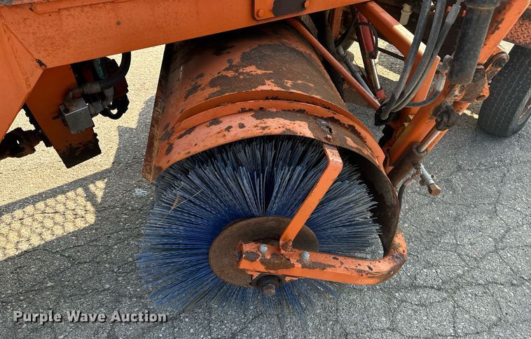 image for item EE7603 2012 Broce RTC 350 broom