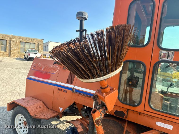 image for item EE7603 2012 Broce RTC 350 broom