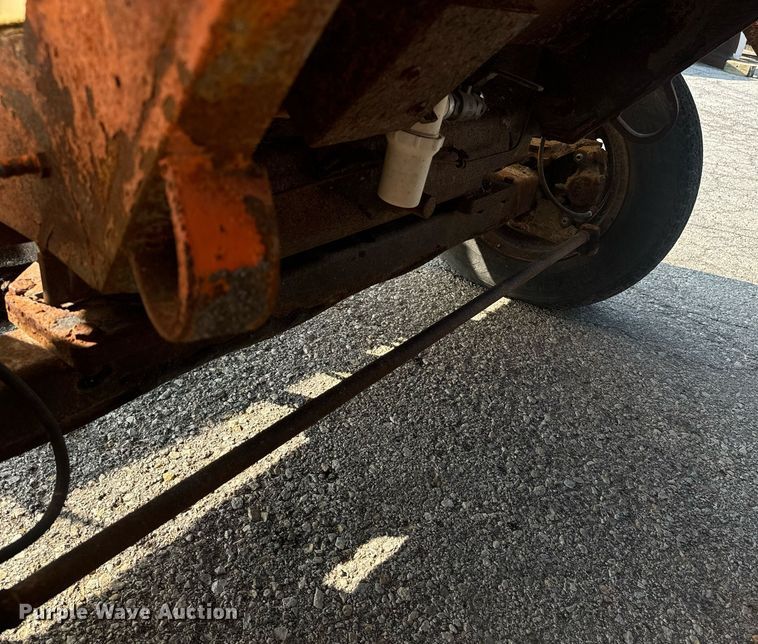 image for item EE7603 2012 Broce RTC 350 broom