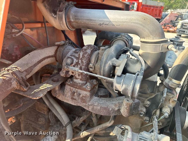 image for item EE7603 2012 Broce RTC 350 broom