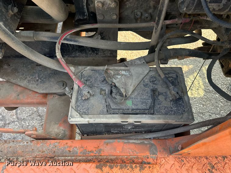 image for item EE7603 2012 Broce RTC 350 broom