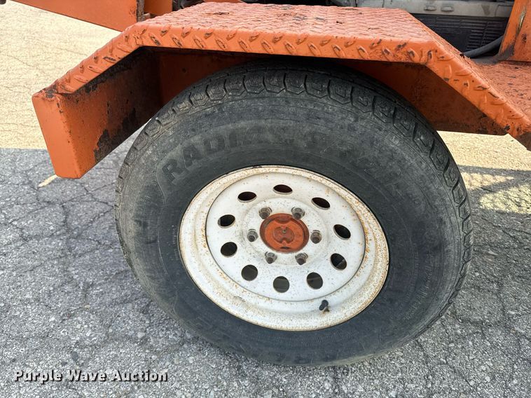 image for item EE7603 2012 Broce RTC 350 broom