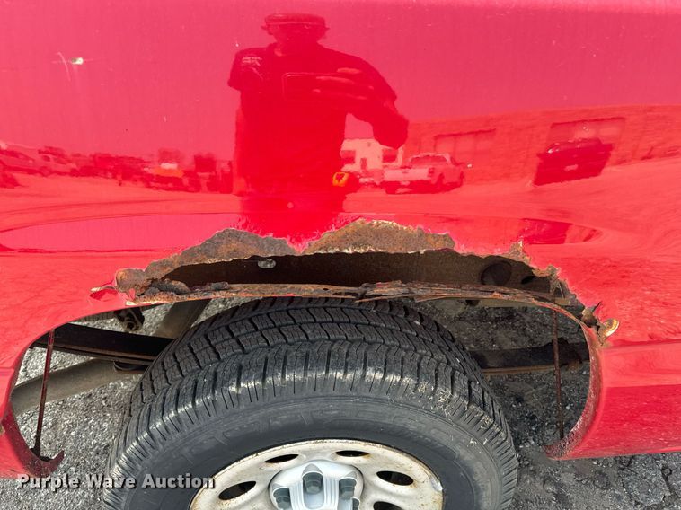 image for item EE7607 2006 Chevrolet Silverado 1500 pickup truck