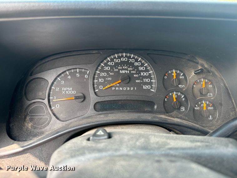 image for item EE7607 2006 Chevrolet Silverado 1500 pickup truck