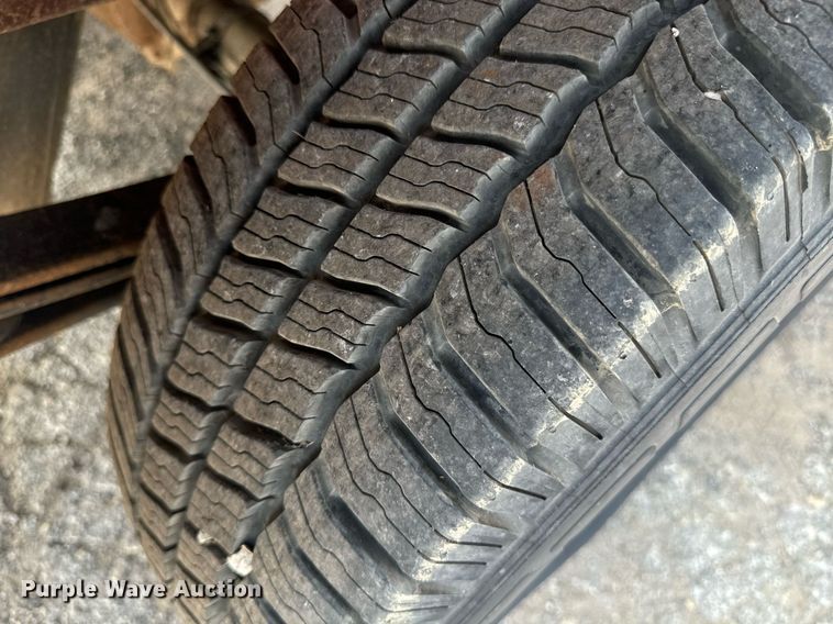 image for item EE7607 2006 Chevrolet Silverado 1500 pickup truck