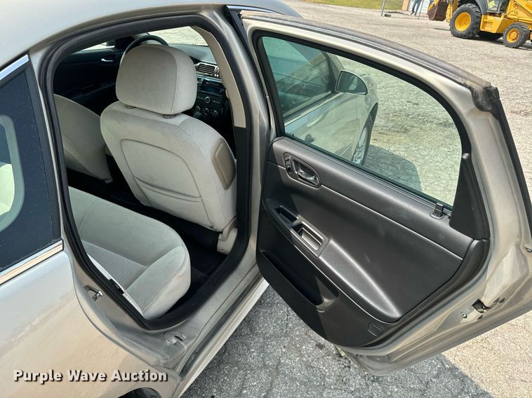 image for item EE7608 2012 Chevrolet Impala LS 