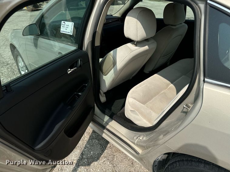 image for item EE7608 2012 Chevrolet Impala LS 