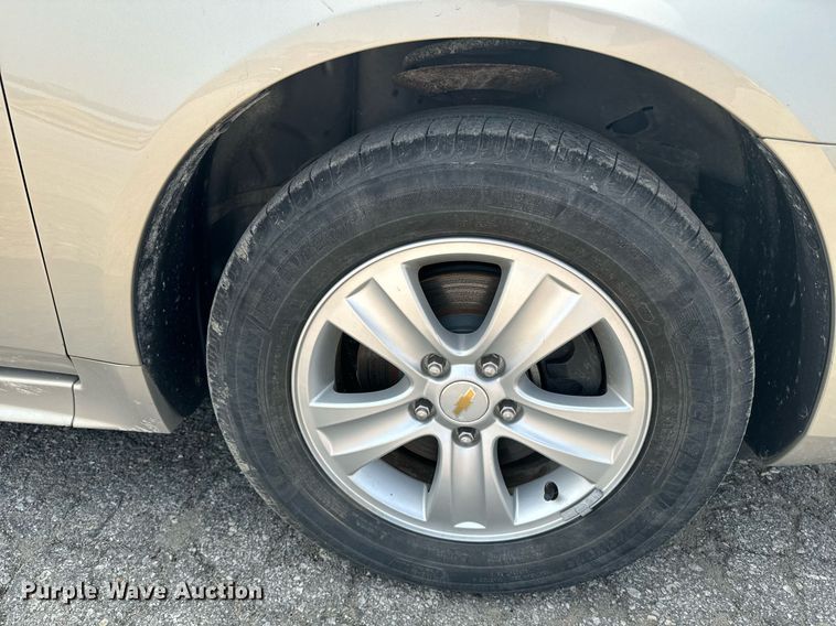 image for item EE7608 2012 Chevrolet Impala LS 