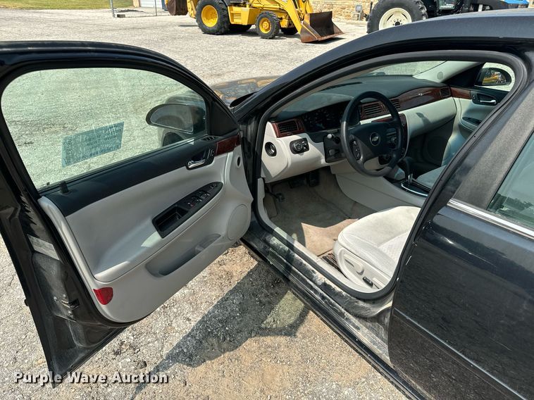 image for item EE7610 2008 Chevrolet Impala LS 