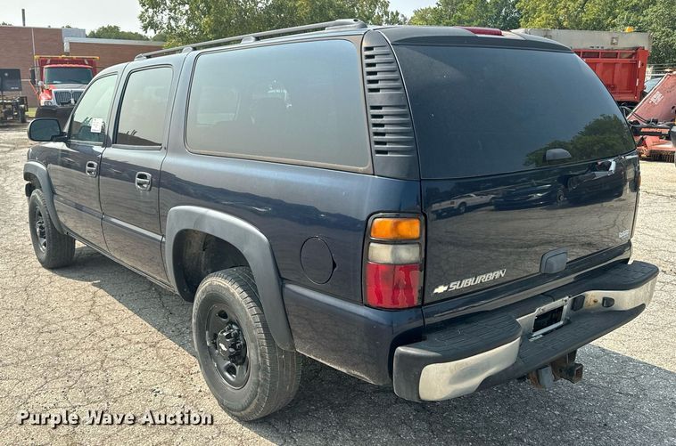 image for item EE7612 2006 Chevrolet Suburban 2500 SUV