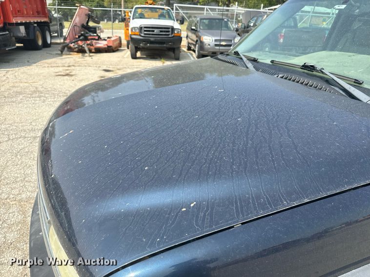 image for item EE7612 2006 Chevrolet Suburban 2500 SUV