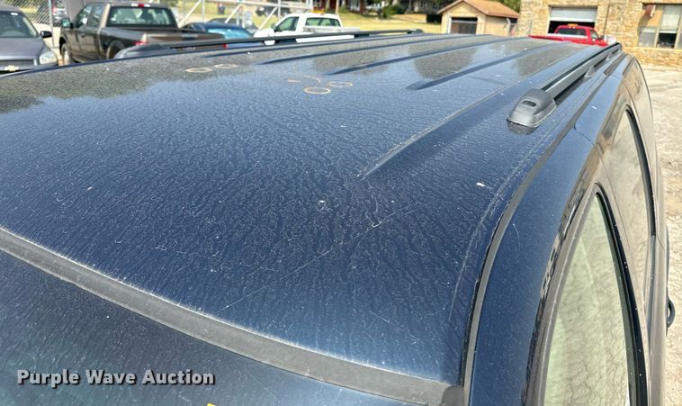 image for item EE7612 2006 Chevrolet Suburban 2500 SUV