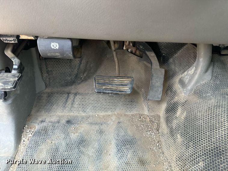 image for item EE7612 2006 Chevrolet Suburban 2500 SUV