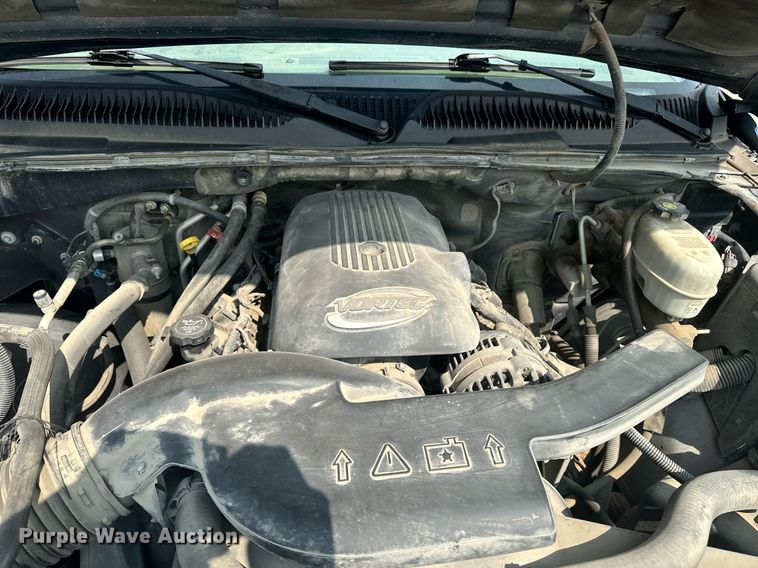 image for item EE7612 2006 Chevrolet Suburban 2500 SUV