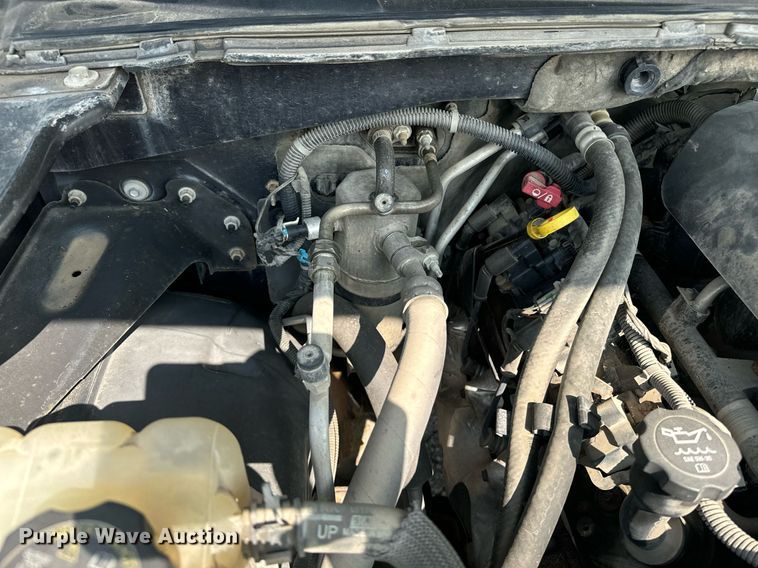 image for item EE7612 2006 Chevrolet Suburban 2500 SUV