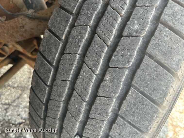 image for item EE7612 2006 Chevrolet Suburban 2500 SUV