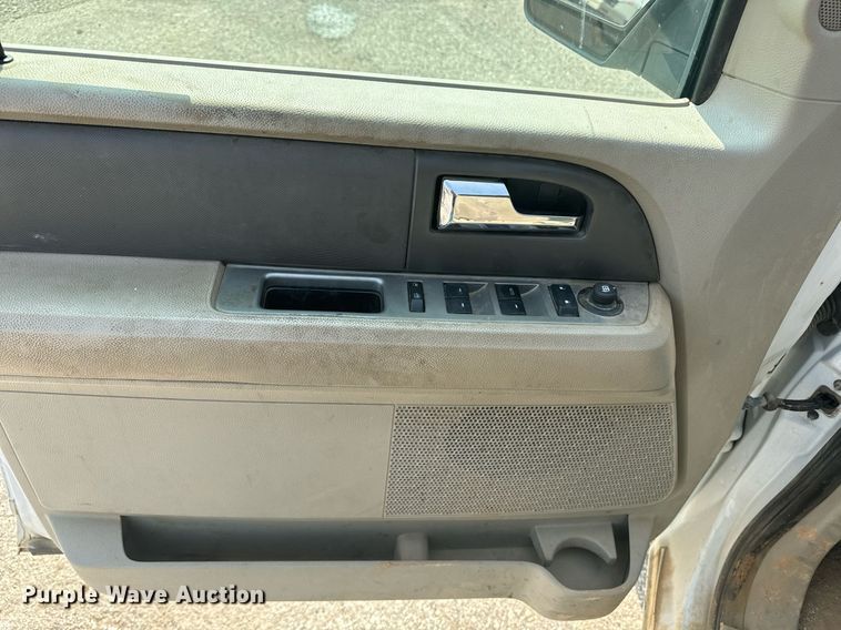 image for item EE7617 2009 Ford Expedition XLT SUV