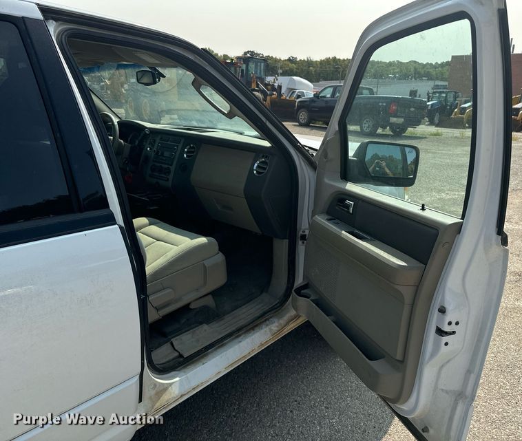 image for item EE7617 2009 Ford Expedition XLT SUV